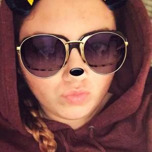 Meet your Posher, Phoenix